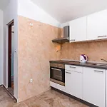 Two-bedroom In 公寓 *
